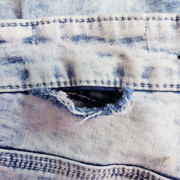 Twenyone Black Womens Jeans Sz 18 Mid-Rise Jeggings Flex Distressed Ripped HOLE - Picture 8 of 9